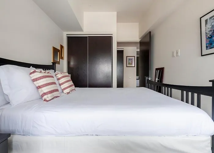 Beautiful W/amenities In Front Of Carso